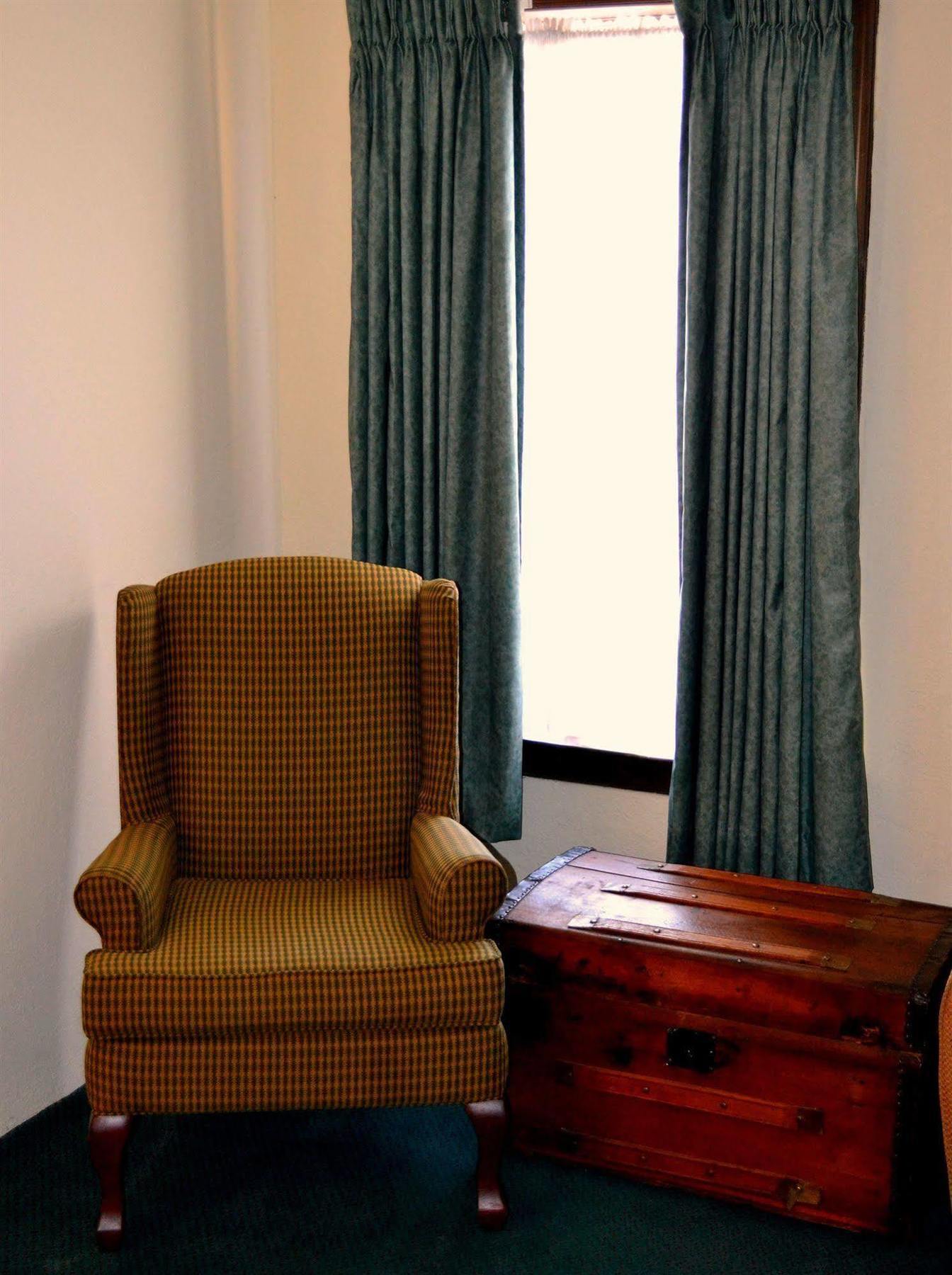 The Write Inn Hotel Oak Park Kültér fotó